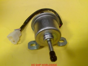 pompa paliwa 12V  do Hitachi EG30 EX27U EX30U EX35U EX40U EX50U LX20-2 Fuel Pump 8971491820 