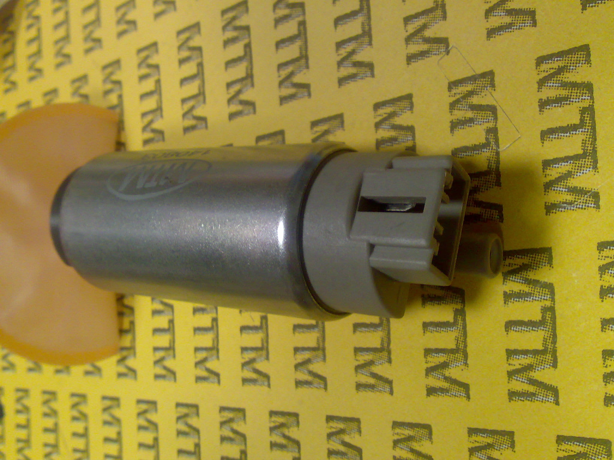 pompa paliwa do silnika zaburtowego Yamaha Outboard F115 LF115 4 Stroke 2000-2011 OEM 68V-13907-00-00, 68V-13907-00-01,UC-T30