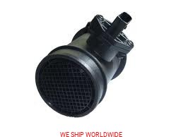 PRZEPŁYWOMIERZ POWIETRZA  AUDI 059906461E	VAG 059906461E	VW 059906461EX	AUDI 059906461EX	VW 059906461EX	VAG 138364	HUECO 213719615010	MAGNETI MARELLI